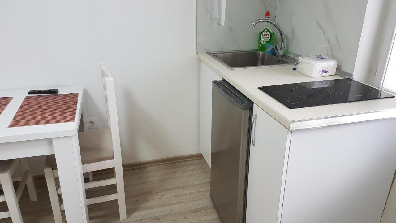 Klent Studio Apartment Pogradec Eksteriør bilde